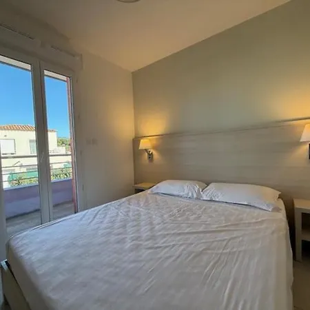 Maz Poseidon 74 Apartamento